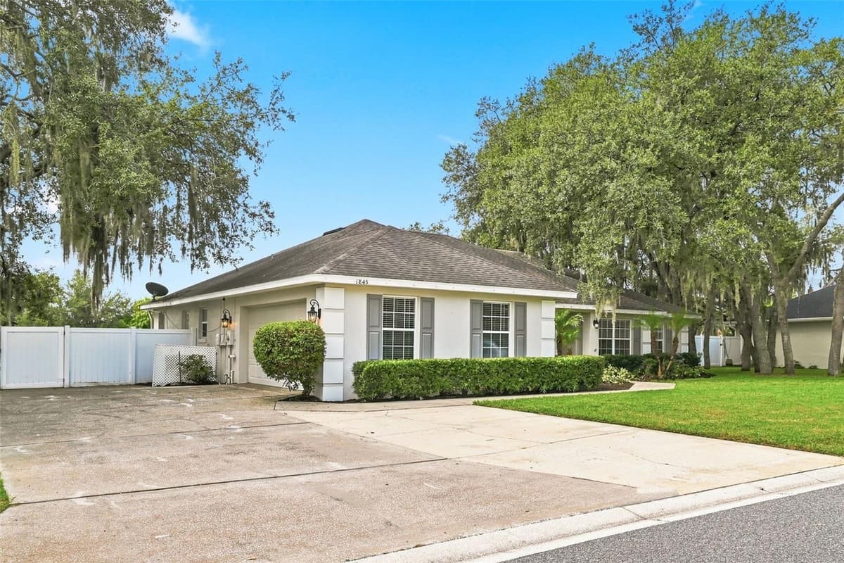 1845 FARRINGTON DRIVE — photo 3 of 69