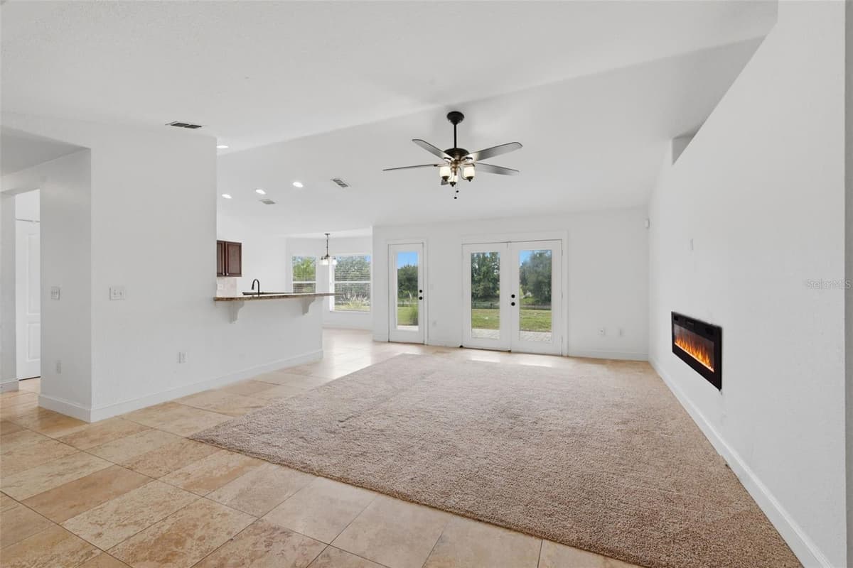 1845 FARRINGTON DRIVE — photo 13 of 69