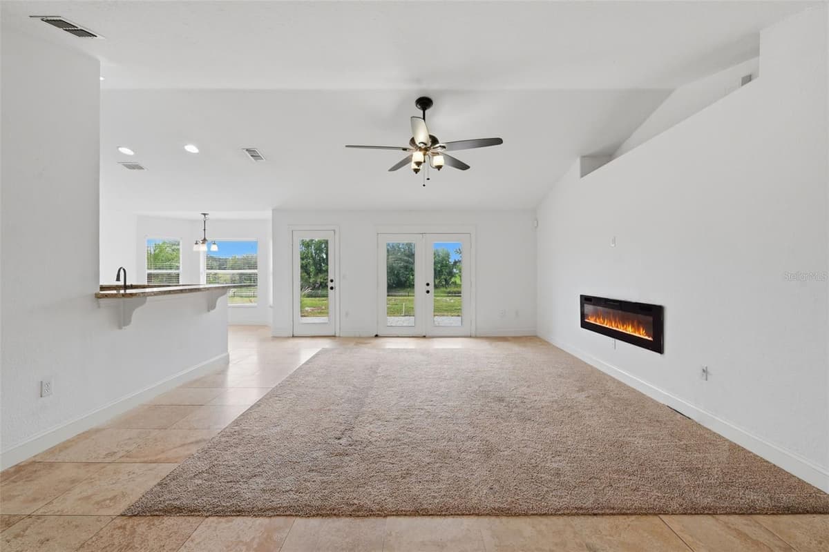 1845 FARRINGTON DRIVE — photo 12 of 69