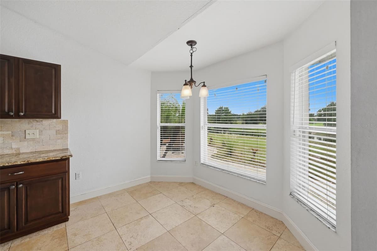 1845 FARRINGTON DRIVE — photo 25 of 69