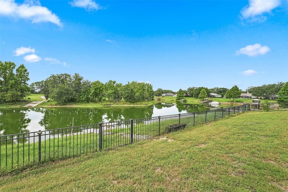 1845 FARRINGTON DRIVE — photo 44 of 69