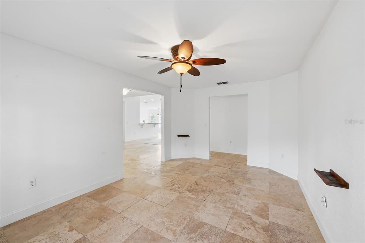 1845 FARRINGTON DRIVE — photo 27 of 69