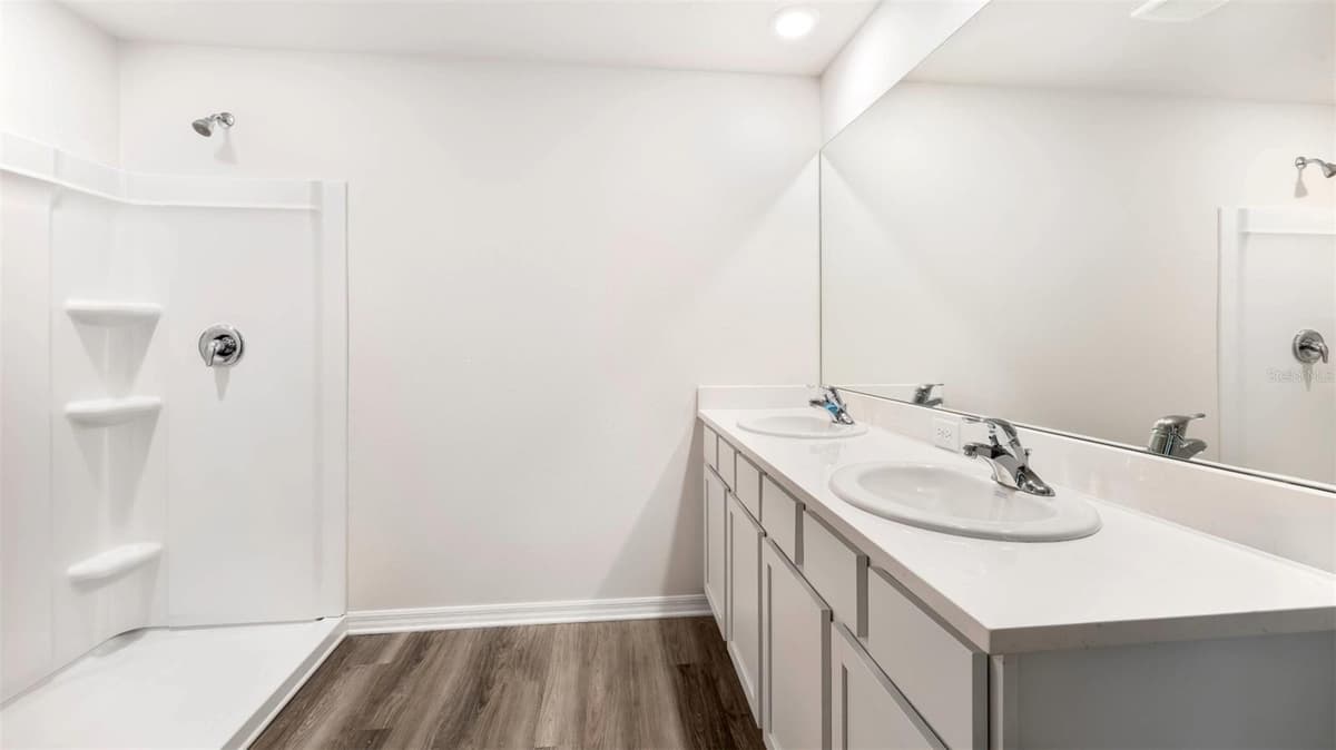 5415 SILVER MOONLIGHT DRIVE — photo 12 of 32