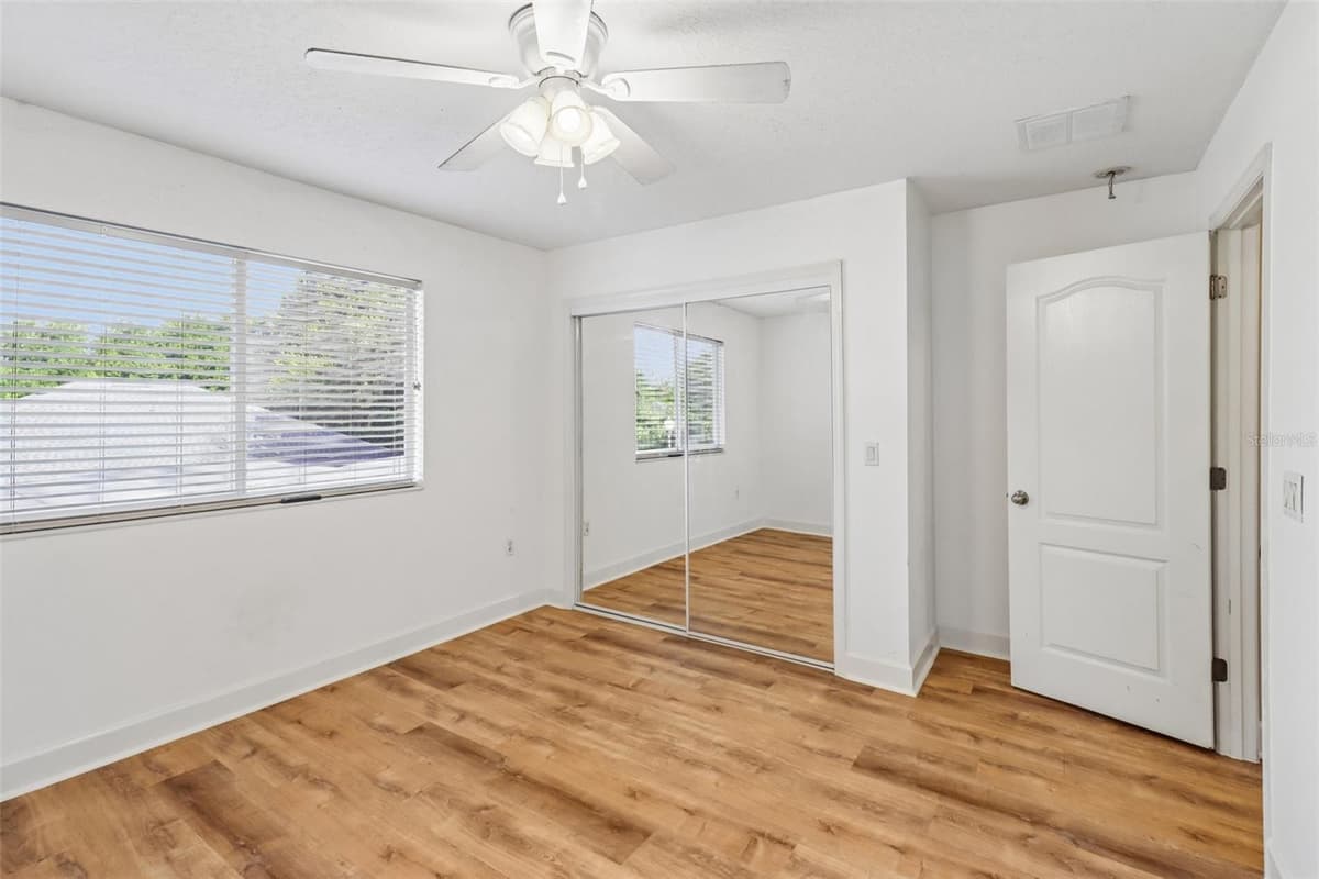 2947 CEDAR CREST DRIVE — photo 27 of 44
