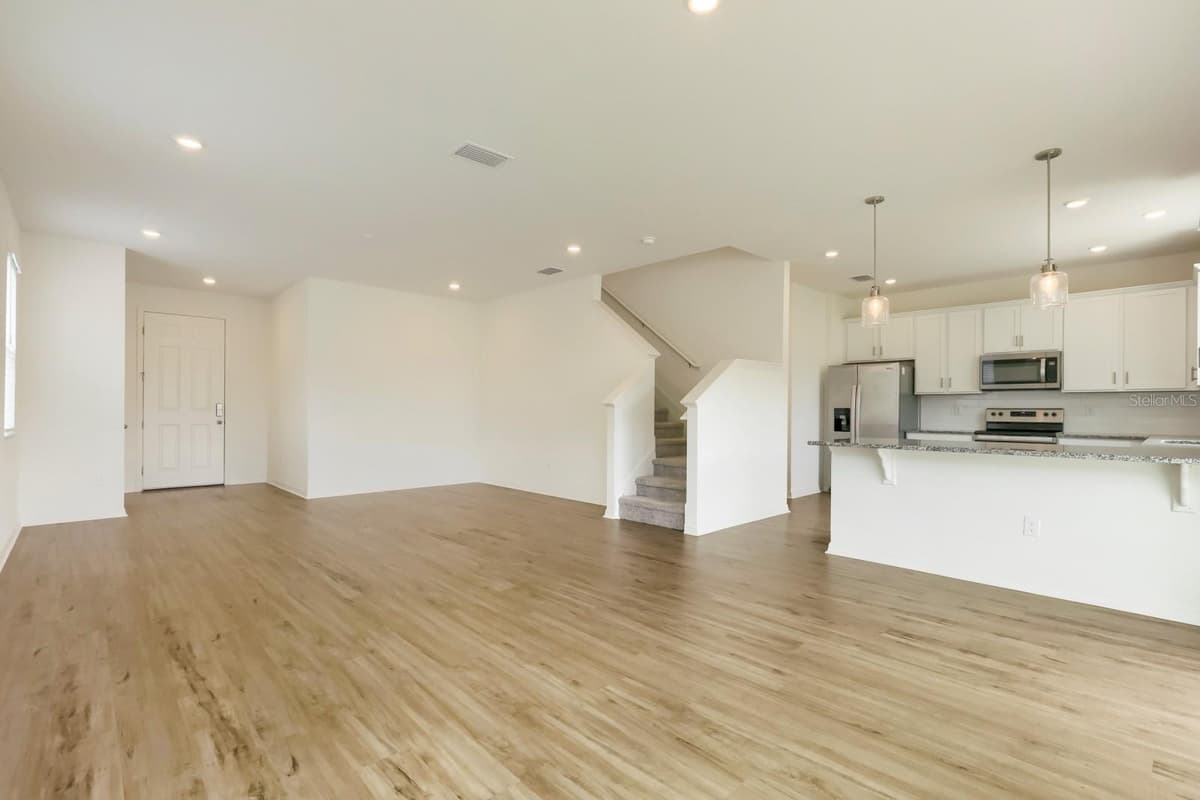 37434 YUKON DRIVE — photo 7 of 28