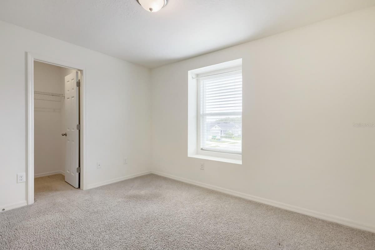 37434 YUKON DRIVE — photo 18 of 28