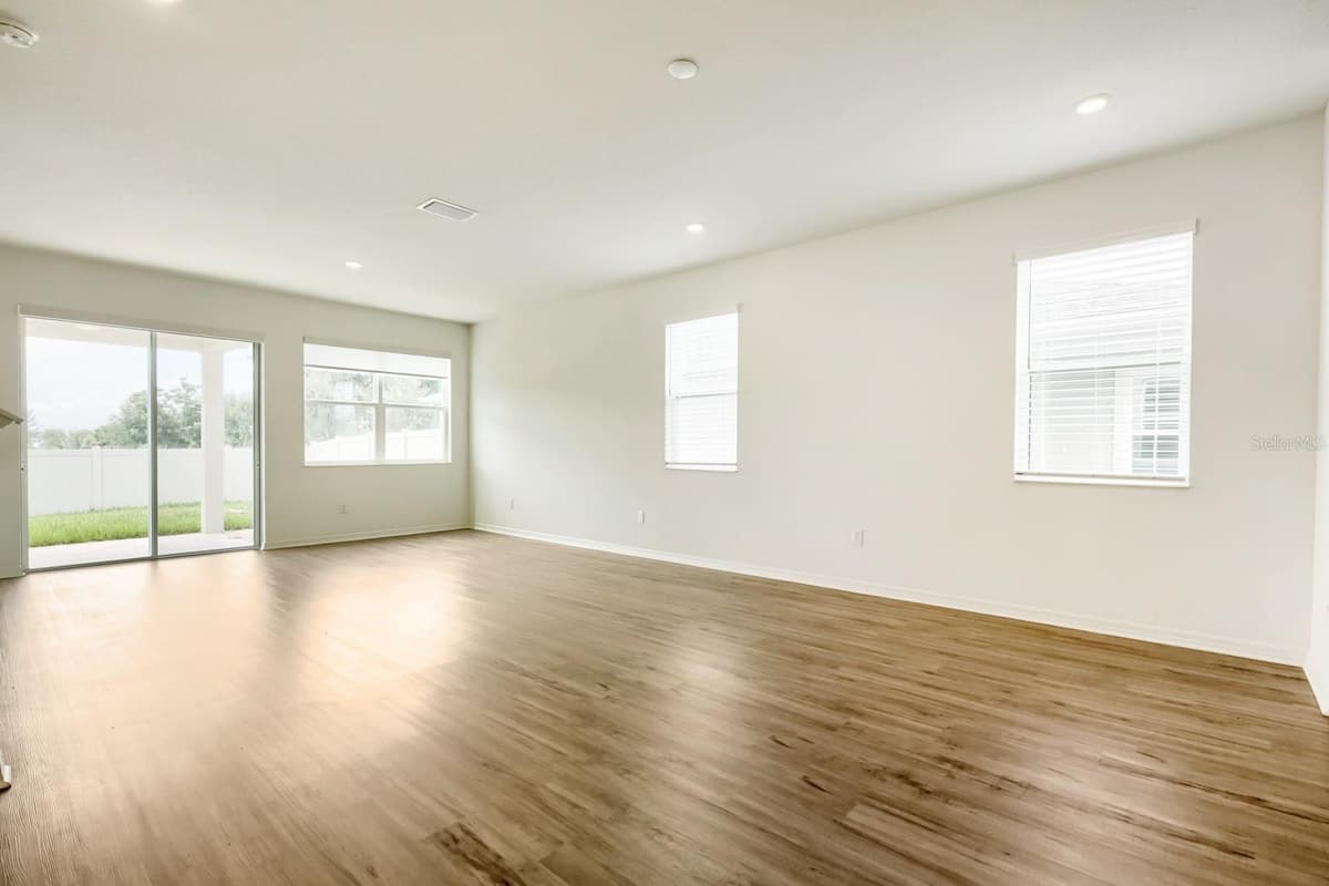37434 YUKON DRIVE — photo 3 of 28