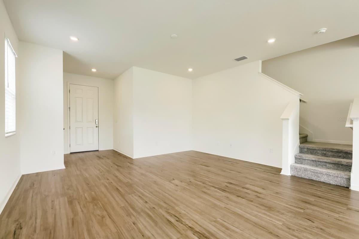37434 YUKON DRIVE — photo 4 of 28