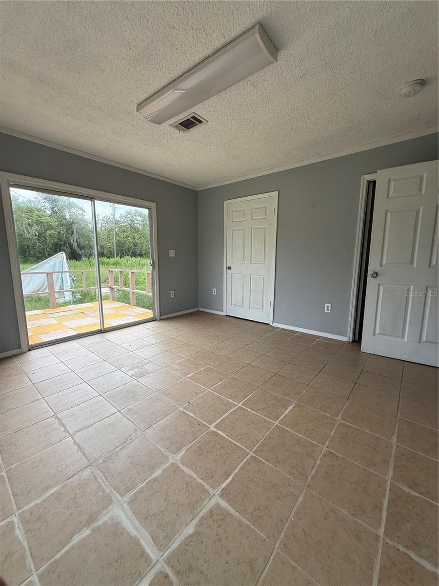 16036 BOSLEY DRIVE — photo 20 of 27