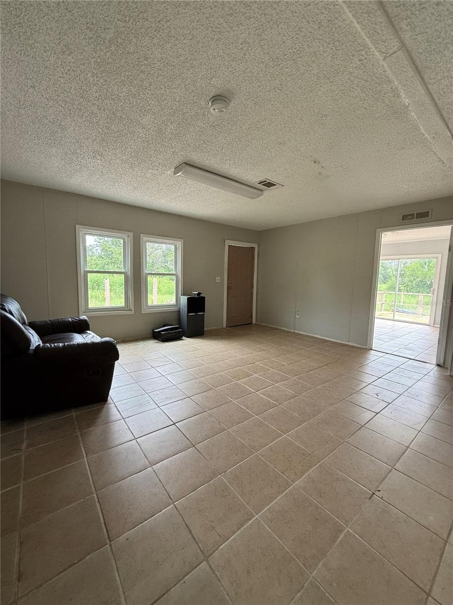 16036 BOSLEY DRIVE — photo 18 of 27
