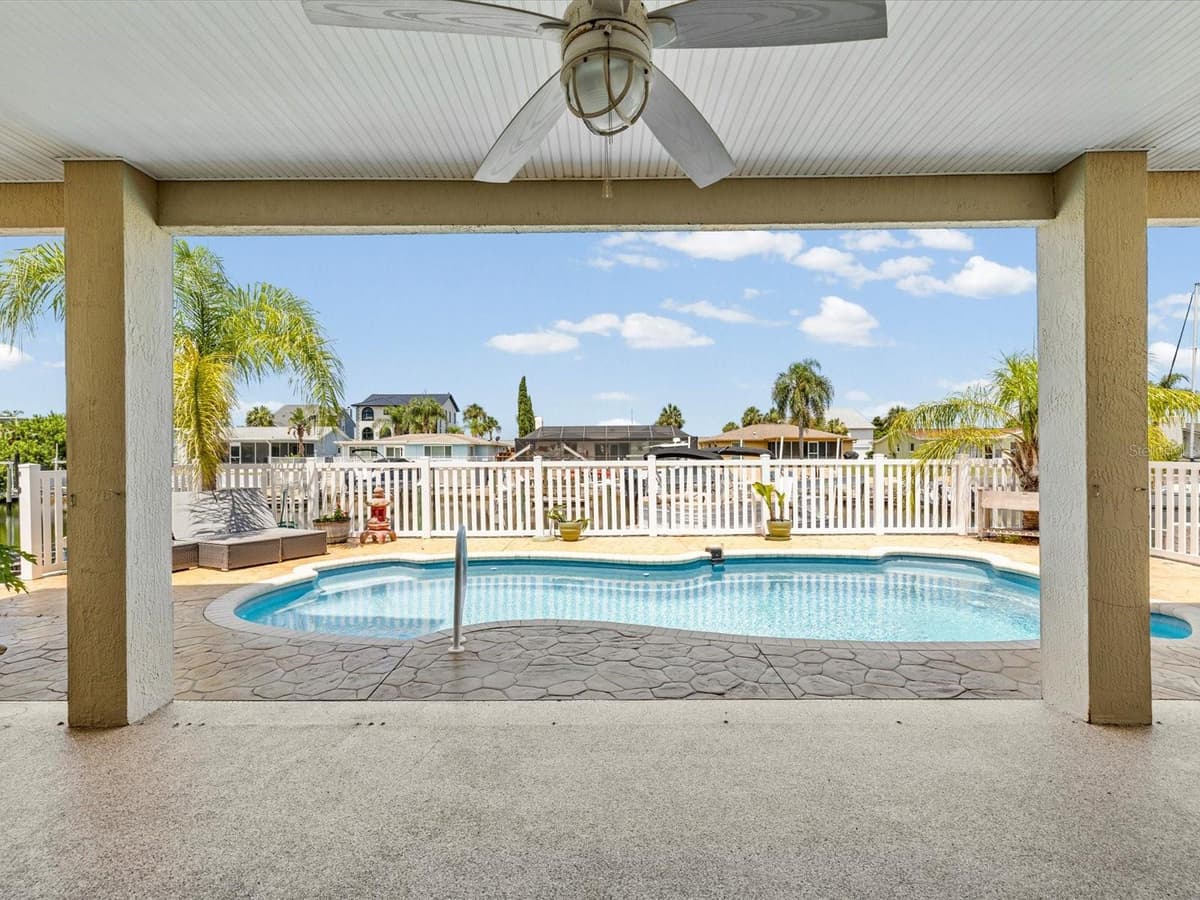 15709 CENTURY DRIVE — photo 42 of 63