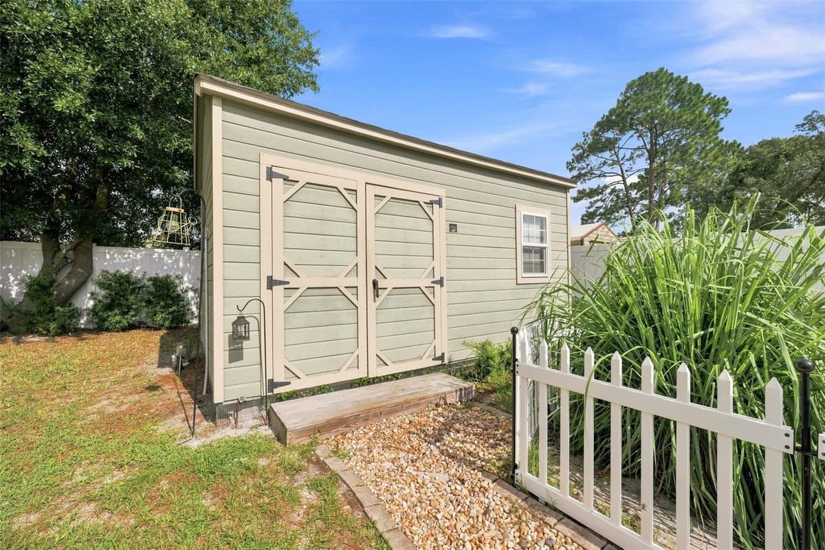 2077 ARBUCKLE ROAD — photo 34 of 53