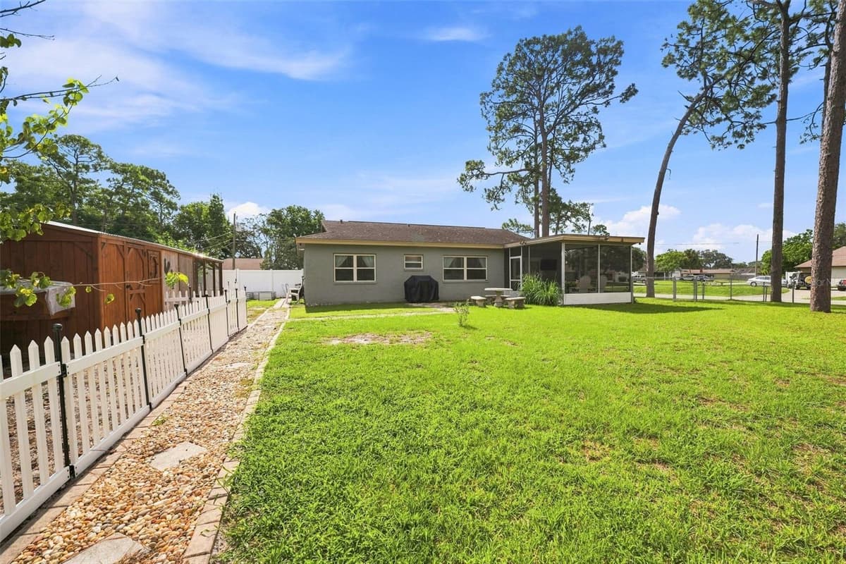 2077 ARBUCKLE ROAD — photo 35 of 53