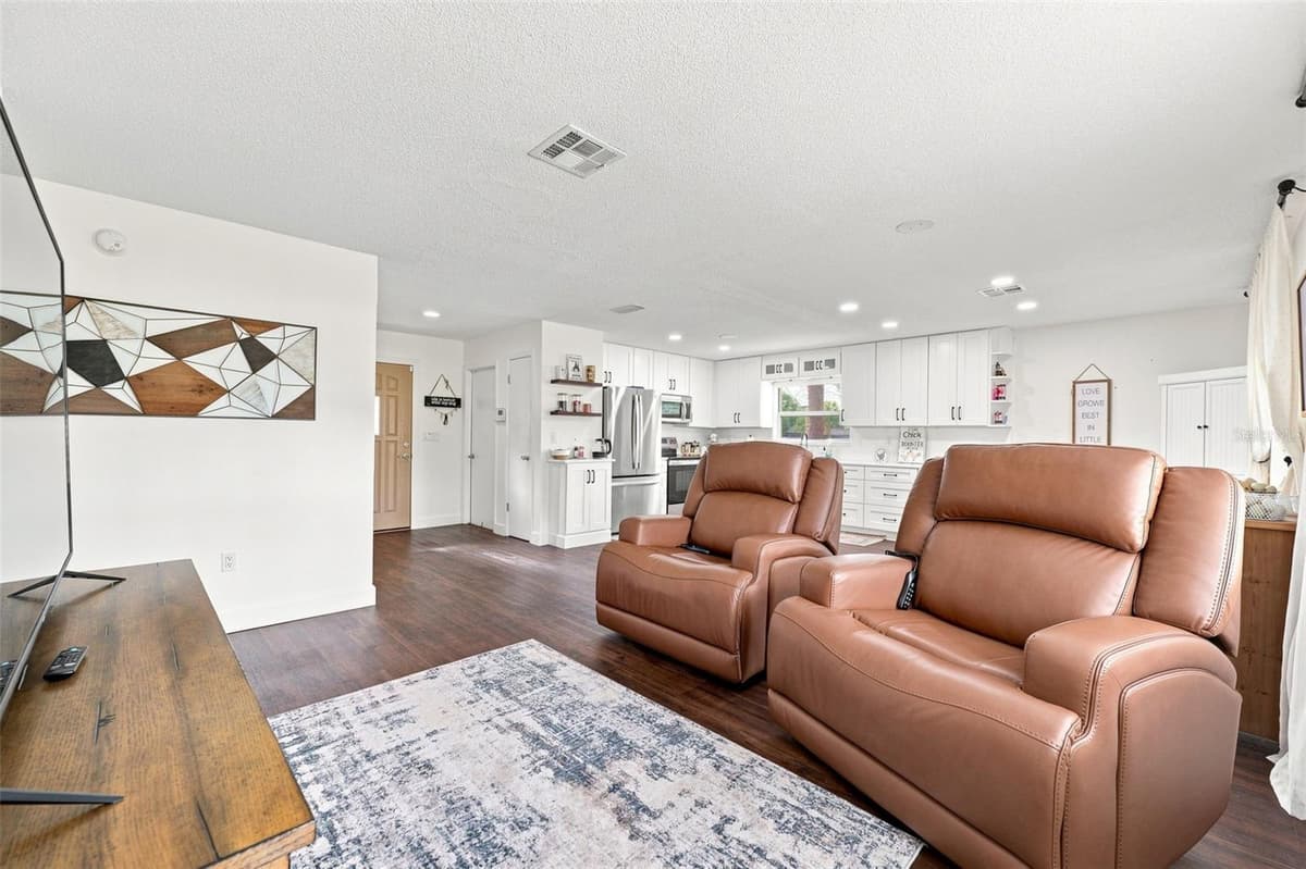 2077 ARBUCKLE ROAD — photo 11 of 53