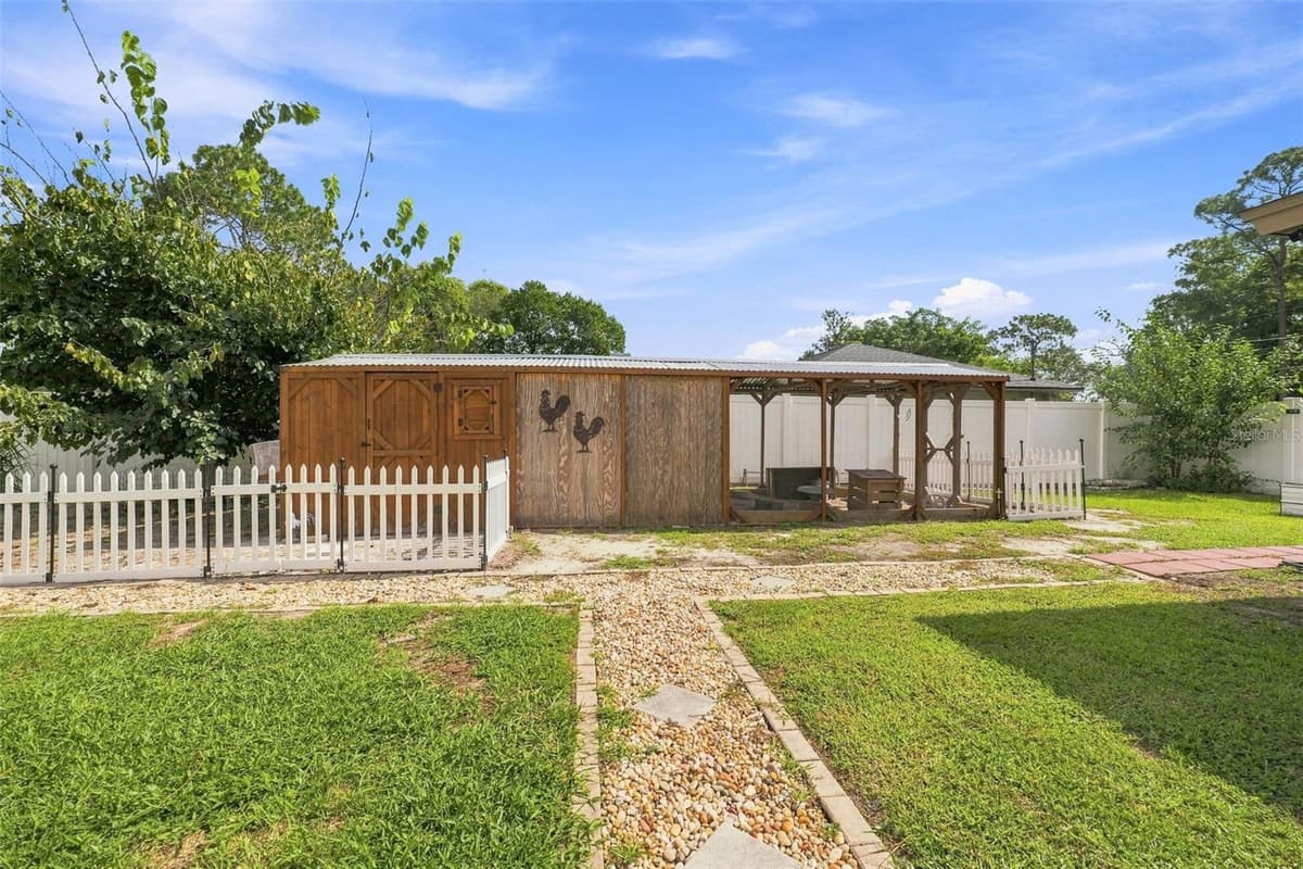2077 ARBUCKLE ROAD — photo 31 of 53