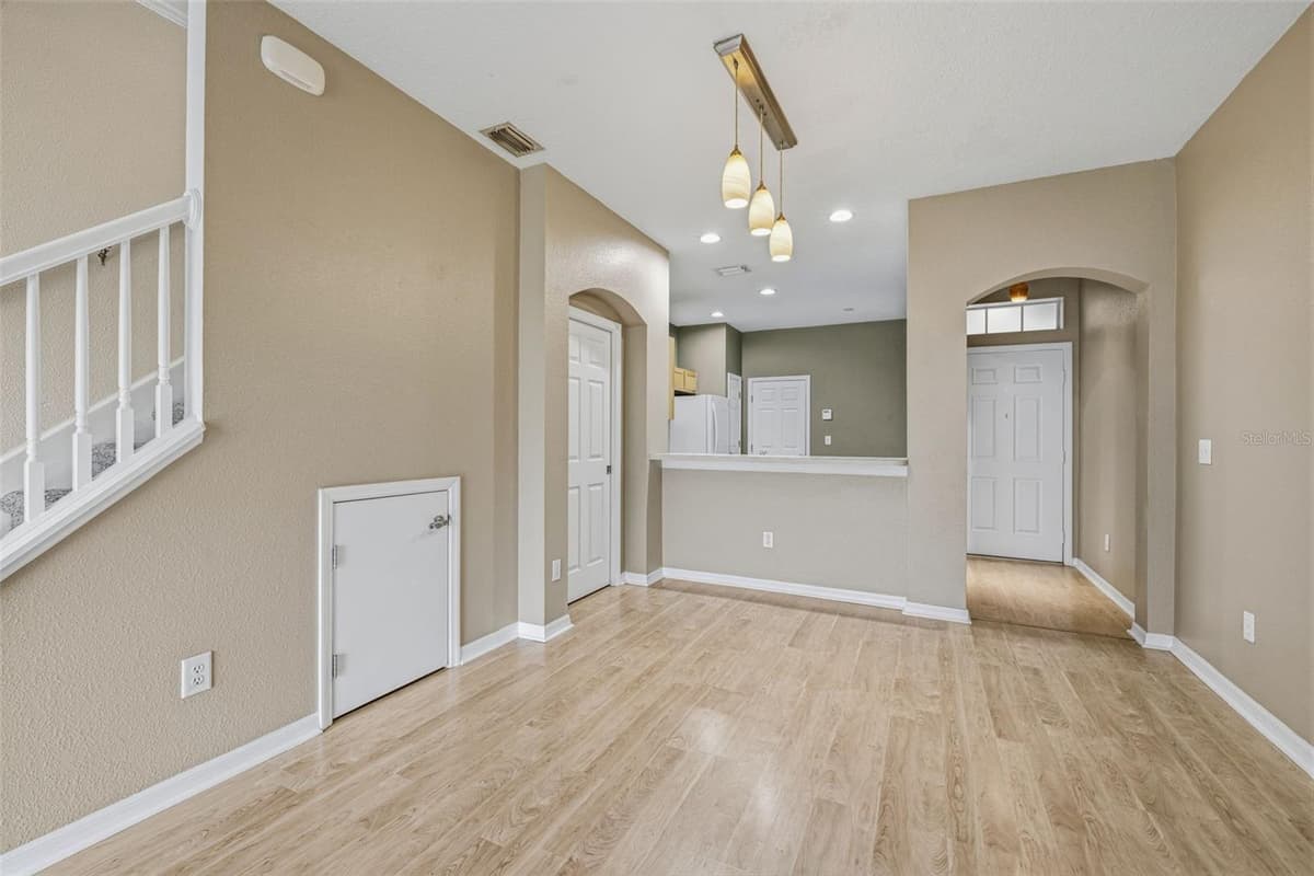 11221 WINDSOR PLACE CIRCLE — photo 10 of 26