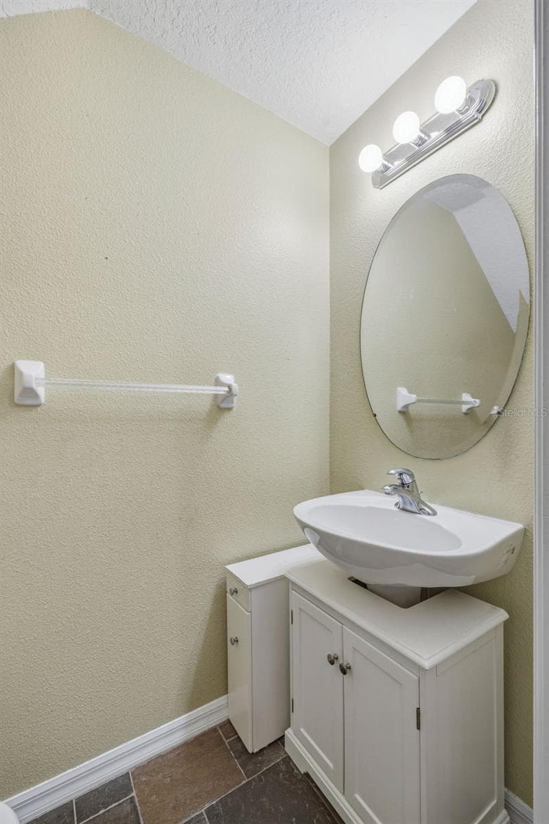 11221 WINDSOR PLACE CIRCLE — photo 12 of 26