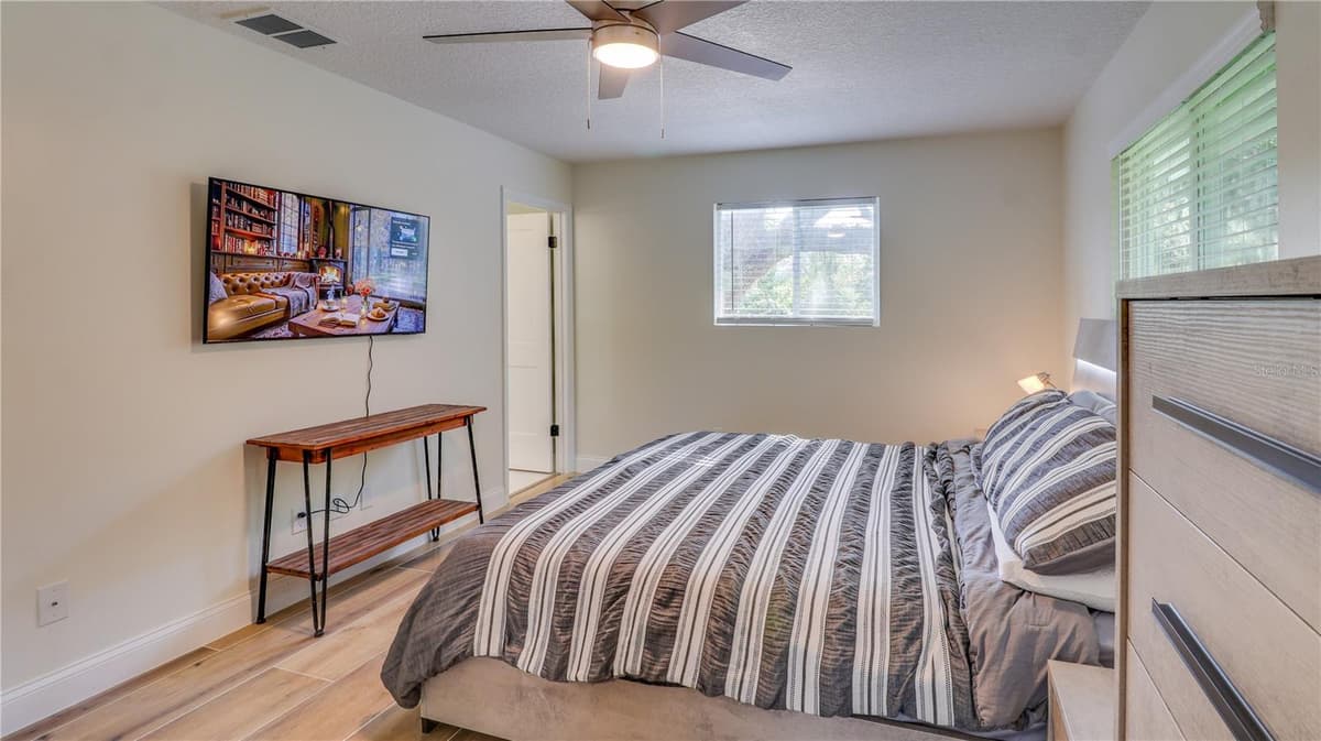 2261 CHARLOTTE DRIVE — photo 28 of 56