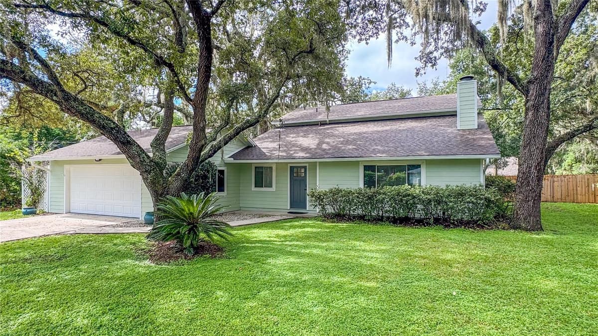 2261 CHARLOTTE DRIVE — photo 1 of 56