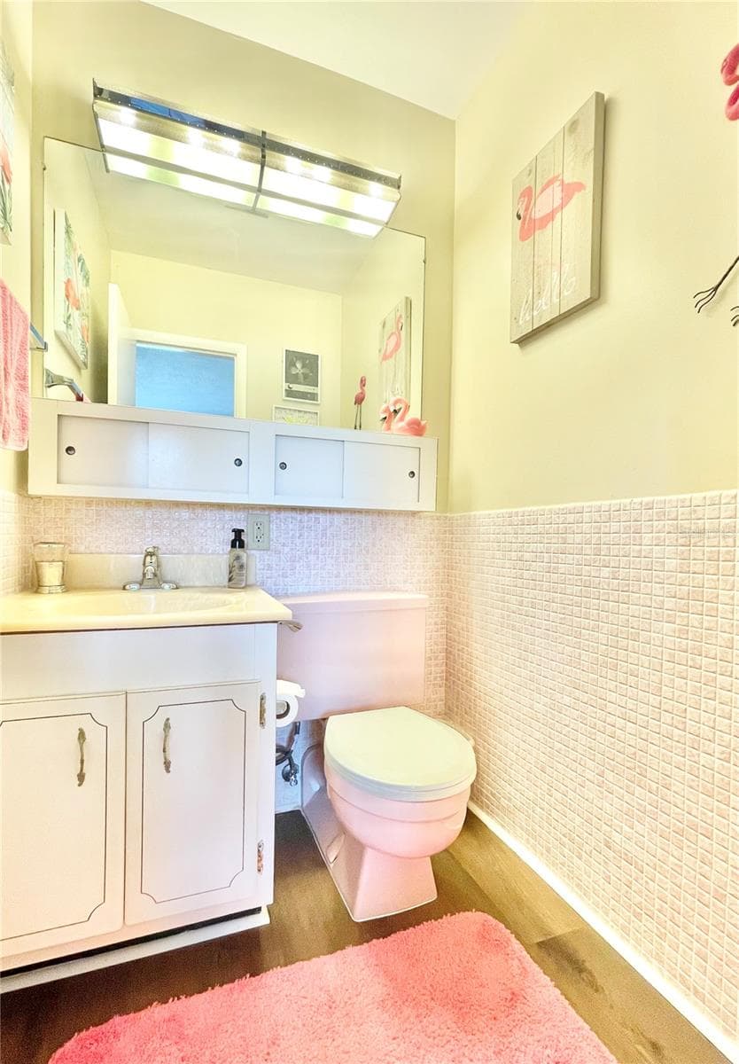 1600 LAKE PARKER DRIVE — photo 16 of 31