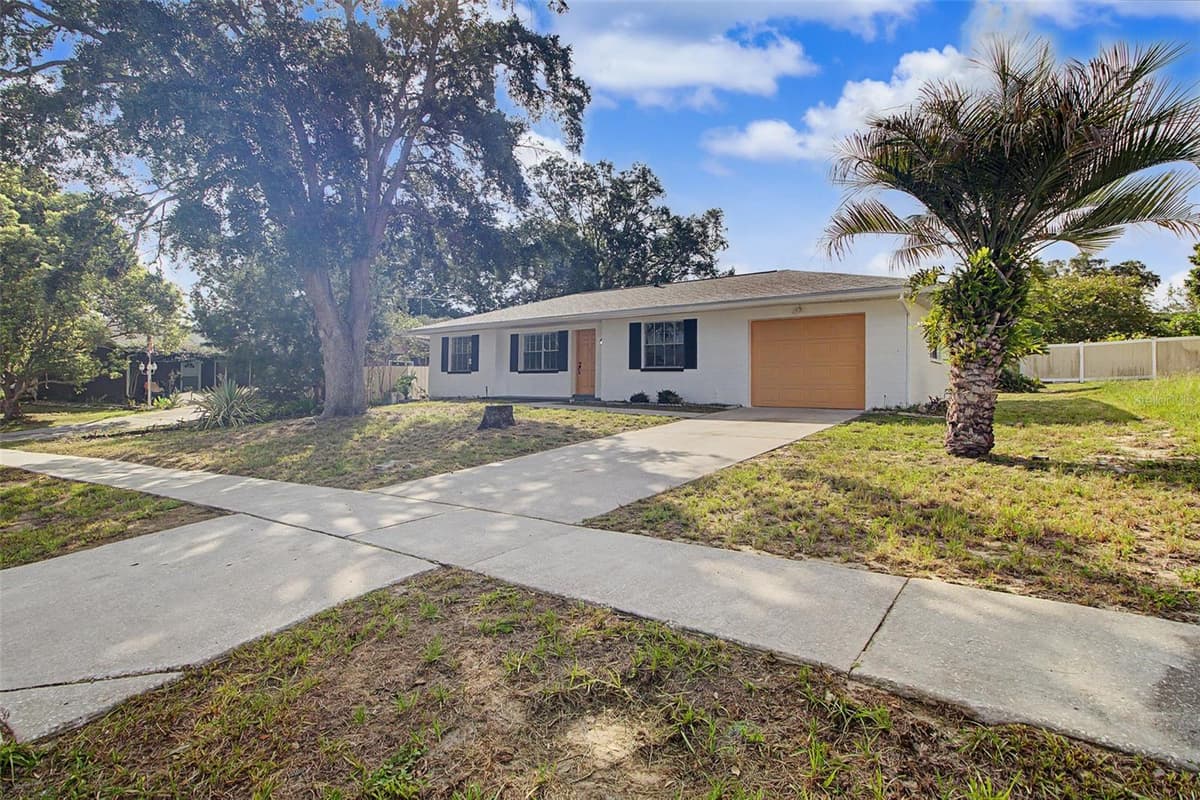 12368 MAYBERRY ROAD — photo 4 of 50