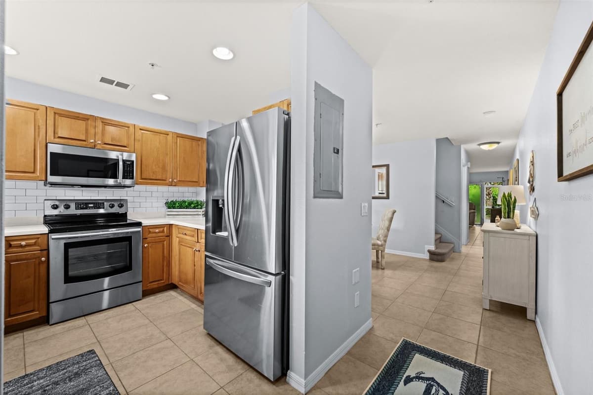 9430 IVY BROOK RUN — photo 4 of 38