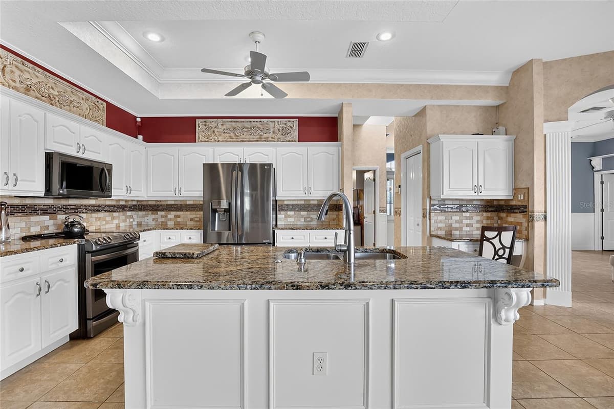 22523 WILLOW LAKES DRIVE — photo 43 of 52