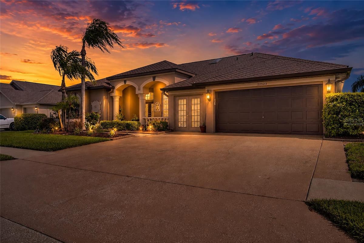 22523 WILLOW LAKES DRIVE — photo 3 of 52