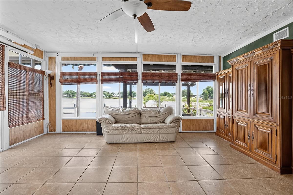 22523 WILLOW LAKES DRIVE — photo 46 of 52