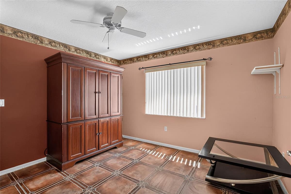 22523 WILLOW LAKES DRIVE — photo 36 of 52