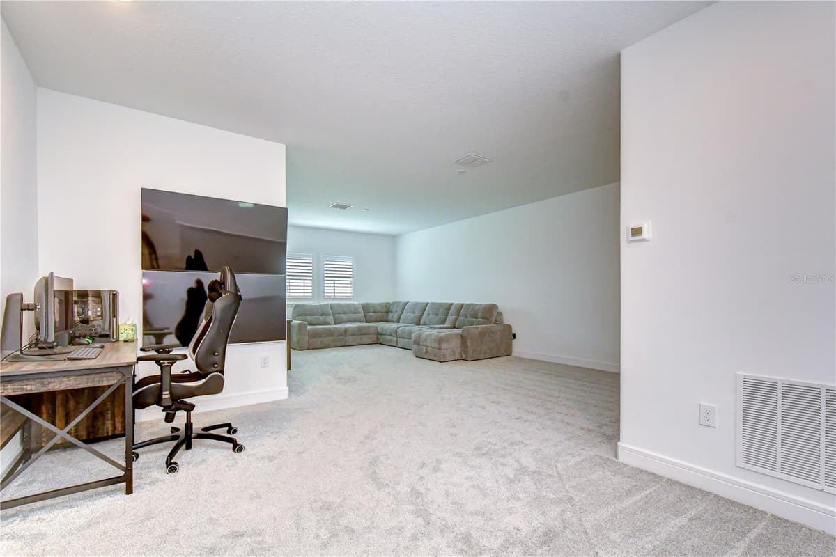 13857 SHARP HAWK DRIVE — photo 25 of 36