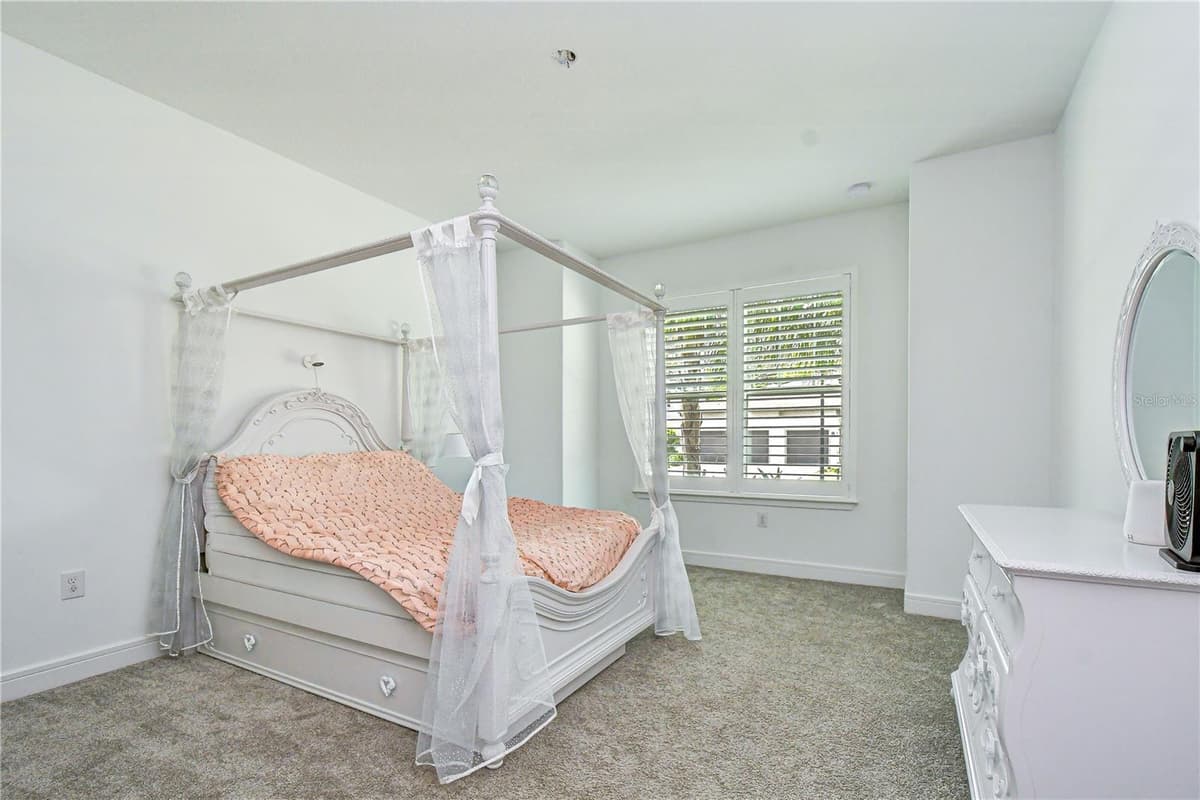 13857 SHARP HAWK DRIVE — photo 21 of 36