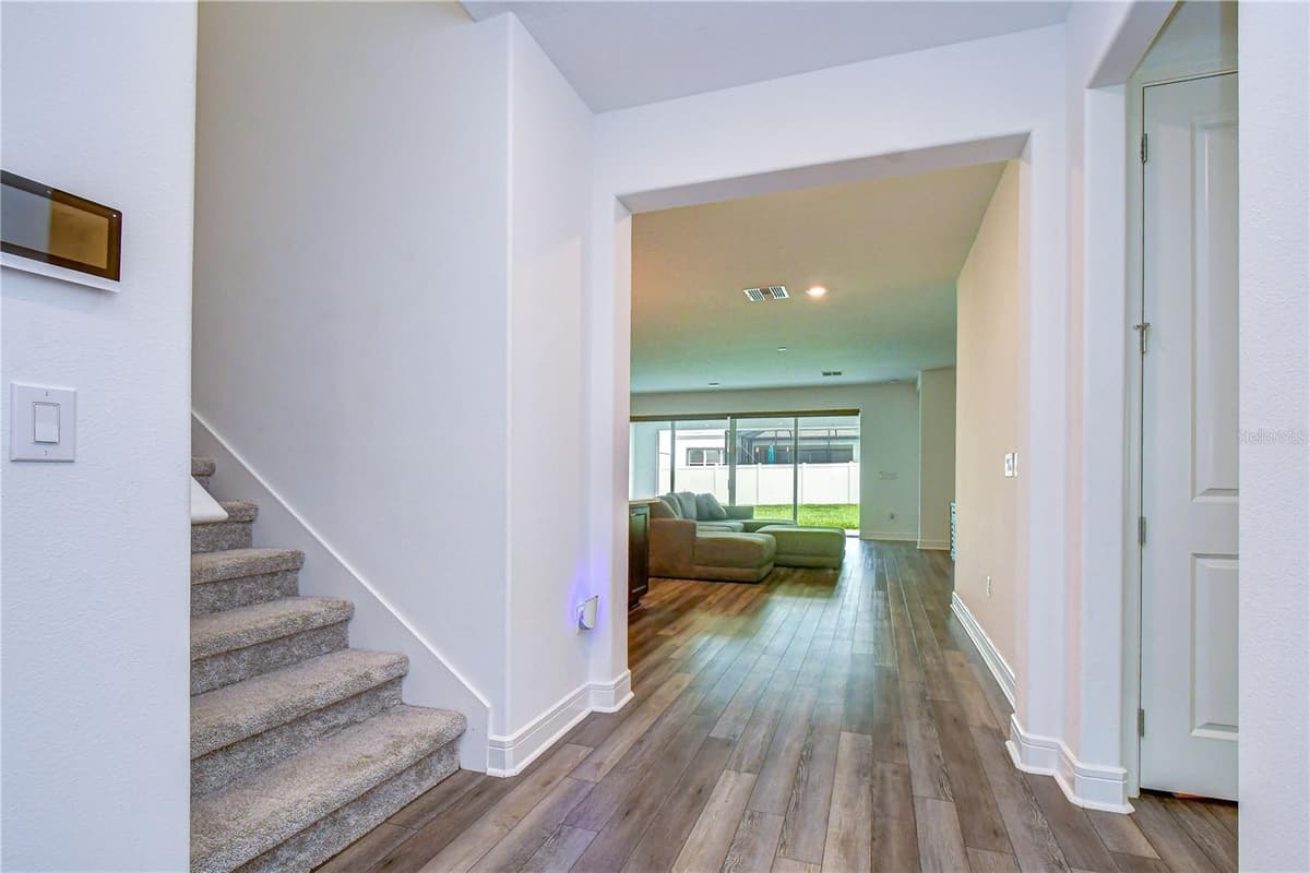 13857 SHARP HAWK DRIVE — photo 5 of 36