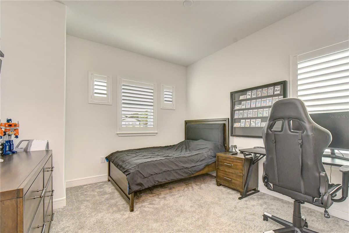 13857 SHARP HAWK DRIVE — photo 28 of 36