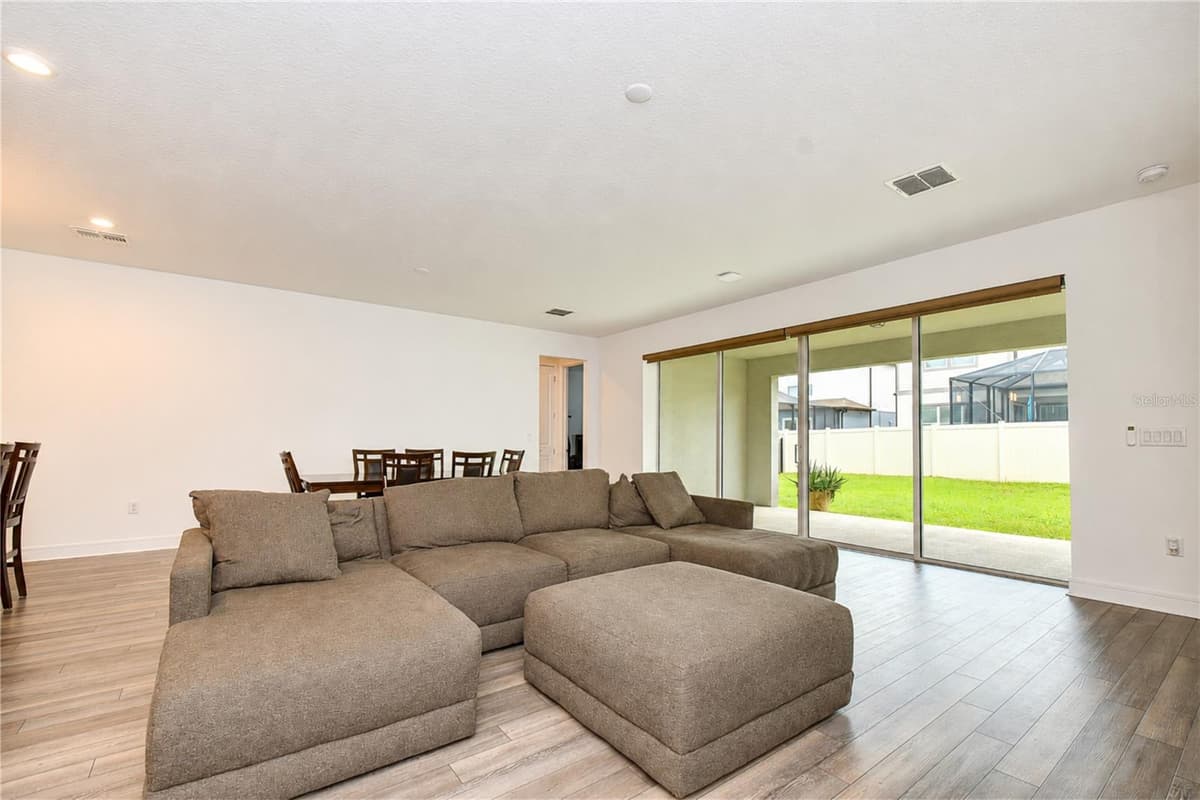 13857 SHARP HAWK DRIVE — photo 7 of 36