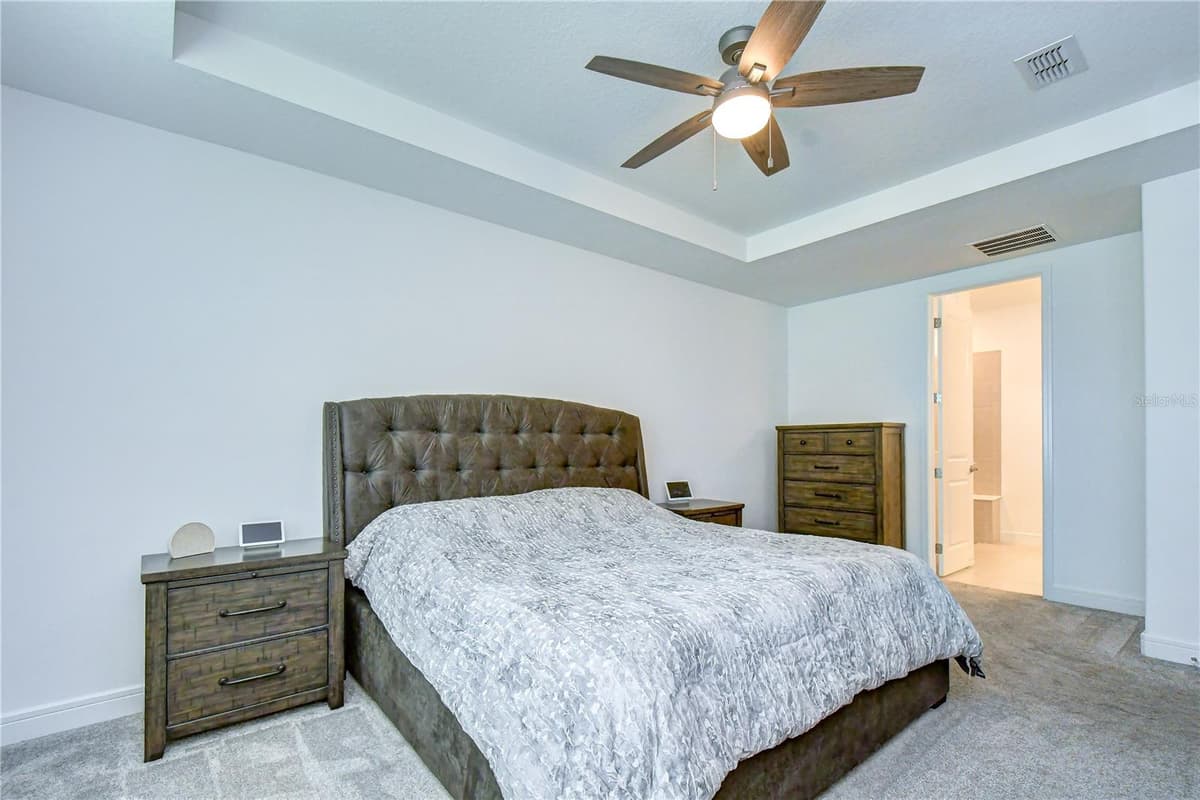 13857 SHARP HAWK DRIVE — photo 14 of 36