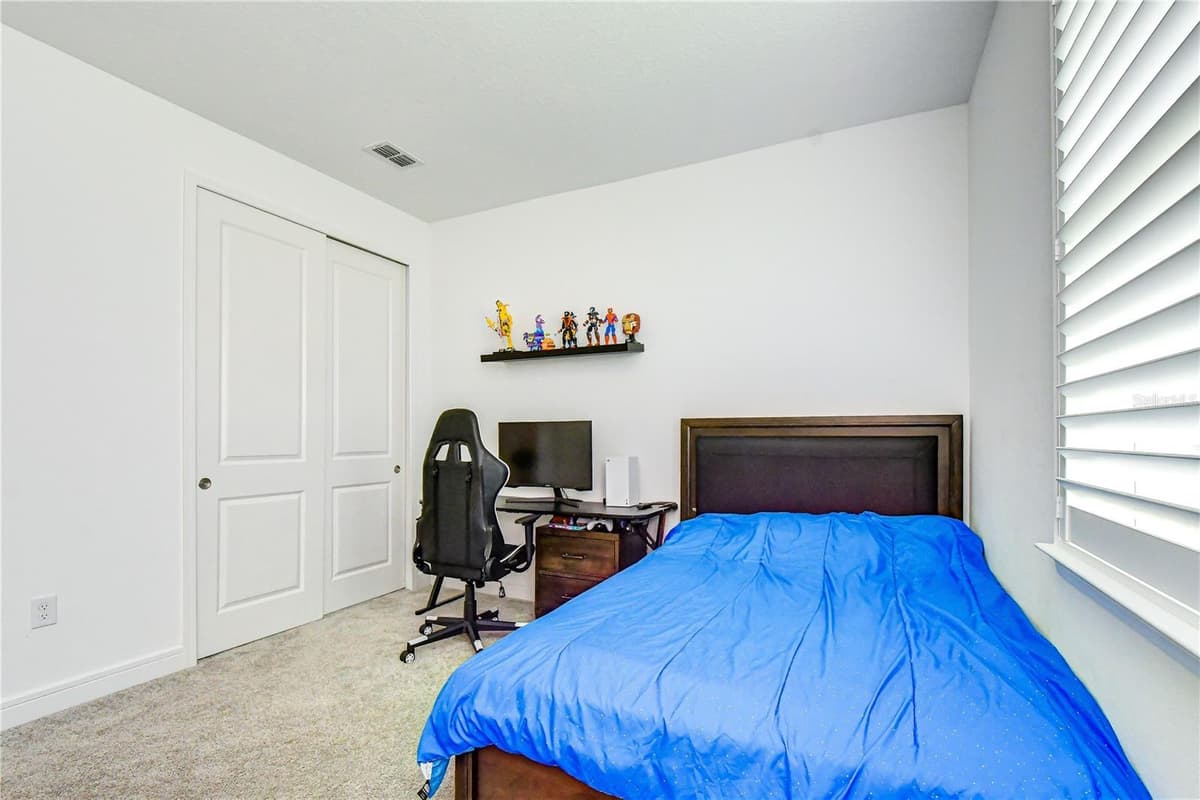 13857 SHARP HAWK DRIVE — photo 17 of 36