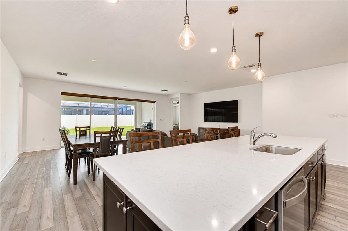 13857 SHARP HAWK DRIVE — photo 12 of 36