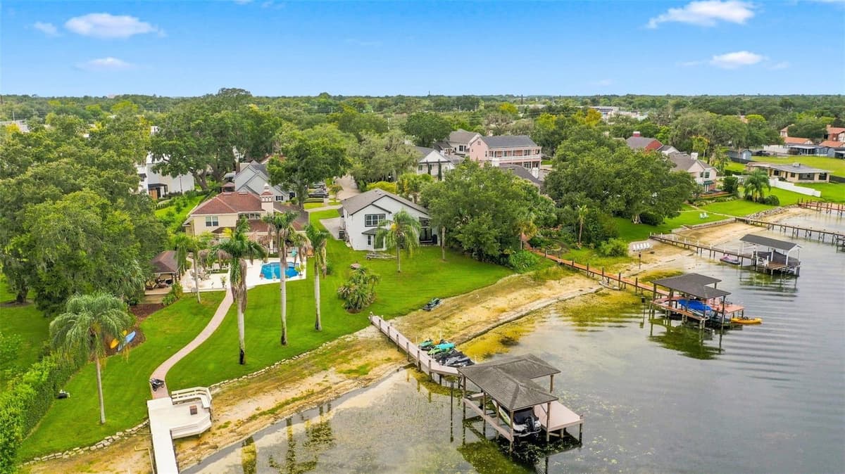 673 LAKE HARBOR CIRCLE — photo 48 of 60
