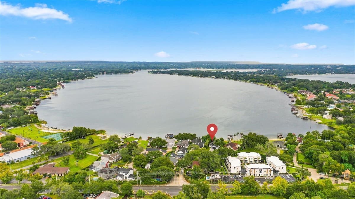 673 LAKE HARBOR CIRCLE — photo 53 of 60