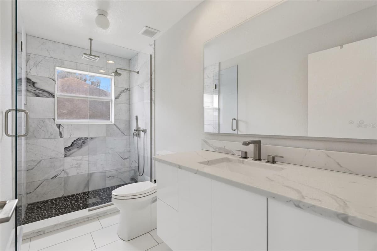 673 LAKE HARBOR CIRCLE — photo 25 of 60