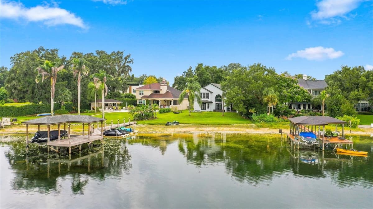 673 LAKE HARBOR CIRCLE — photo 47 of 60