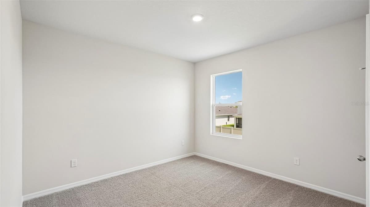 5423 SILVER MOONLIGHT DRIVE — photo 29 of 51