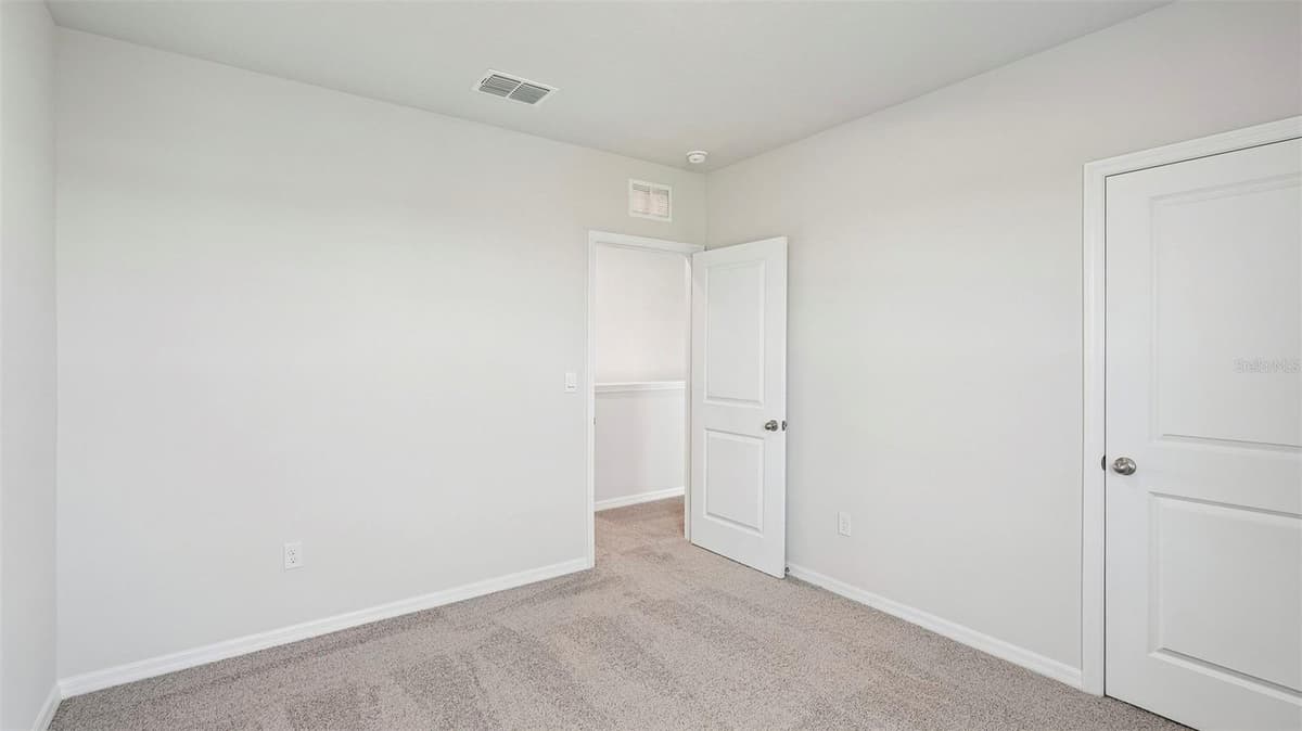 5423 SILVER MOONLIGHT DRIVE — photo 24 of 51