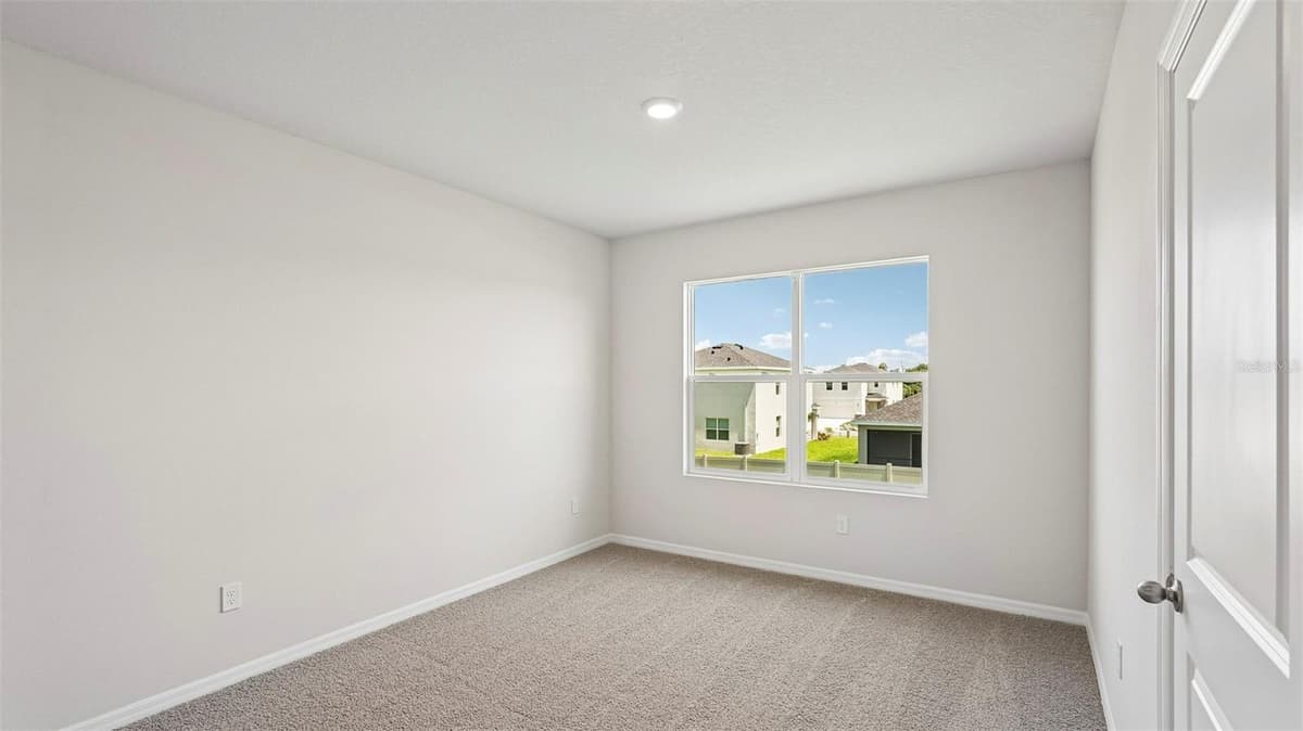 5423 SILVER MOONLIGHT DRIVE — photo 27 of 51