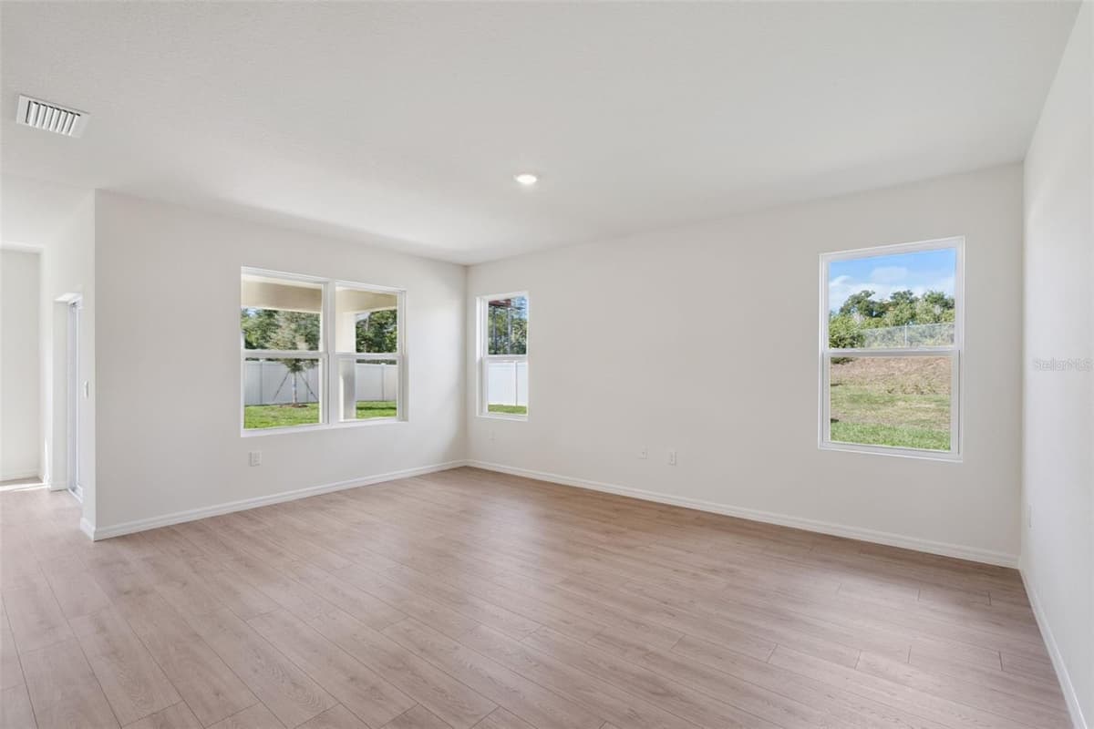 2514 DORSET COURT — photo 14 of 25