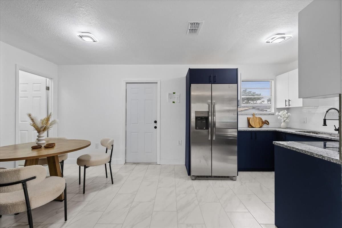 8303 BAHIA AVENUE — photo 17 of 33