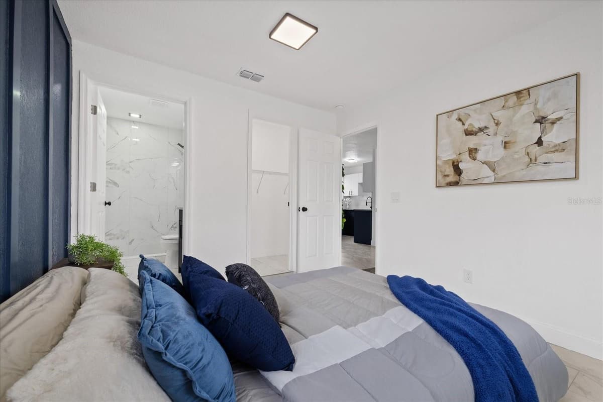 8303 BAHIA AVENUE — photo 14 of 33