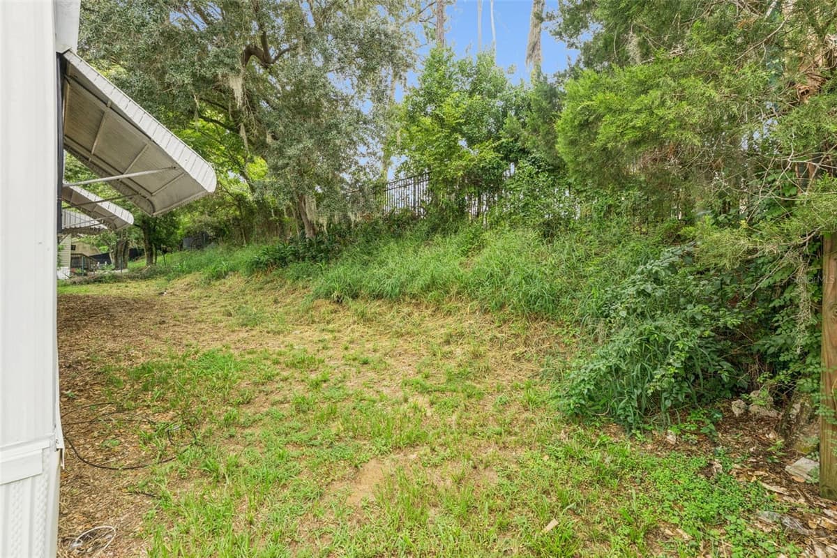 16842 ELDERBERRY DRIVE — photo 27 of 33