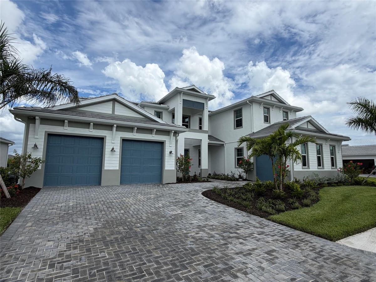 8041 NEVIS RUN — photo 1 of 1